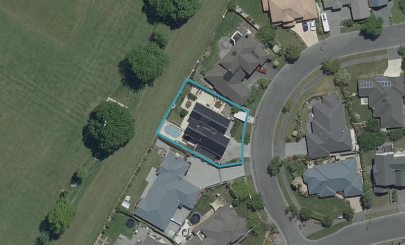 5 Blarney Place, Casebrook, Christchurch - Carousel 1