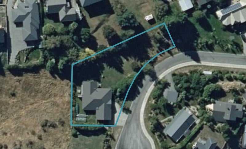 14 Drake Place, Wanaka - Carousel 1