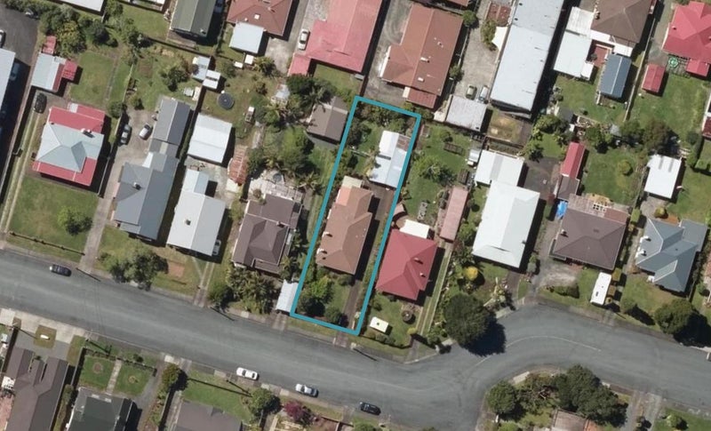 11 Shortland Street, Regent, Whangarei - Carousel 1