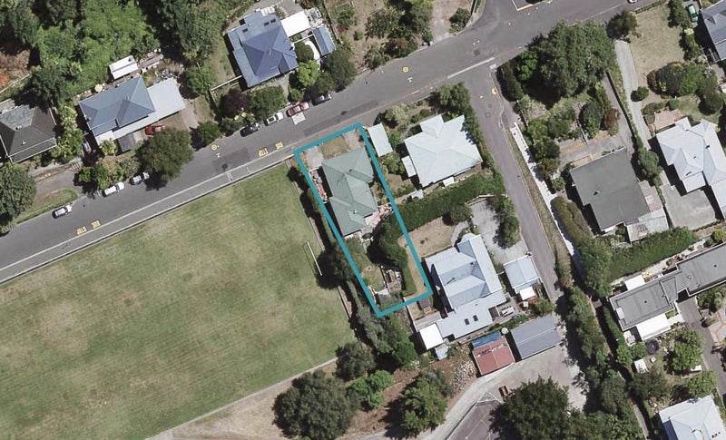 23 Coote Road, Bluff Hill, Napier - Carousel 1