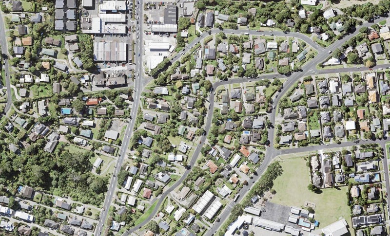 1/17 Philson Terrace, Browns Bay, Auckland - Carousel 1