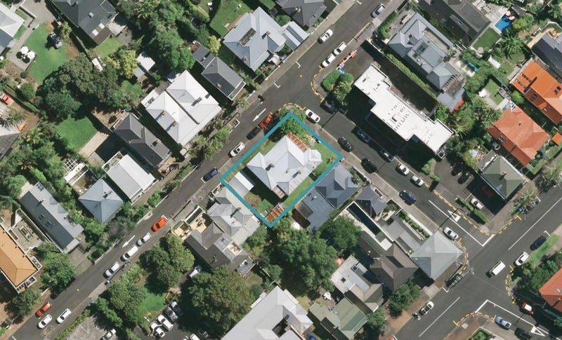1/4 Caroline Street, Saint Marys Bay, Auckland - Carousel 1