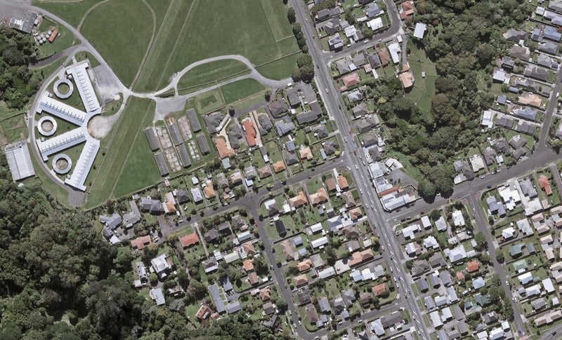 8 Maranui Street, Welbourn, New Plymouth - Carousel 1