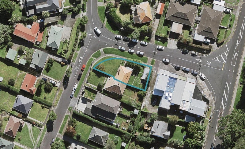 54 Fearon Avenue, Mount Roskill, Auckland - Carousel 1