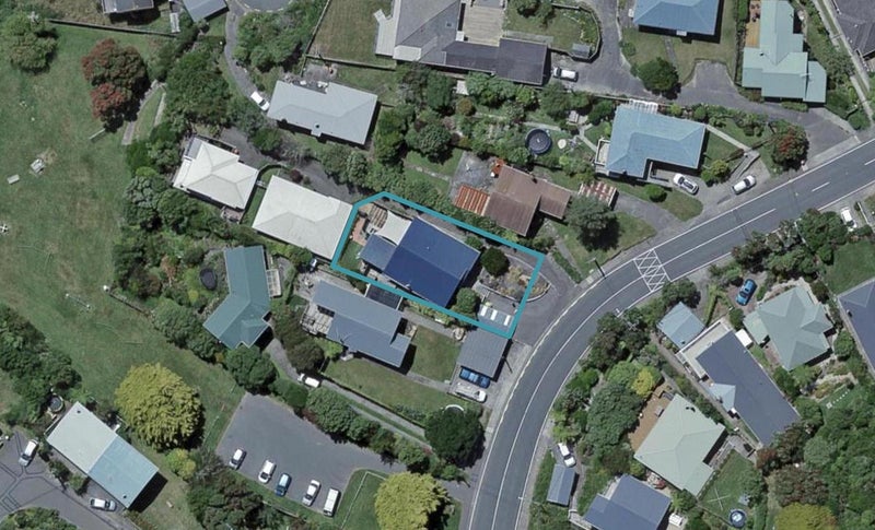 54 Fraser Avenue, Johnsonville, Wellington - Carousel 1