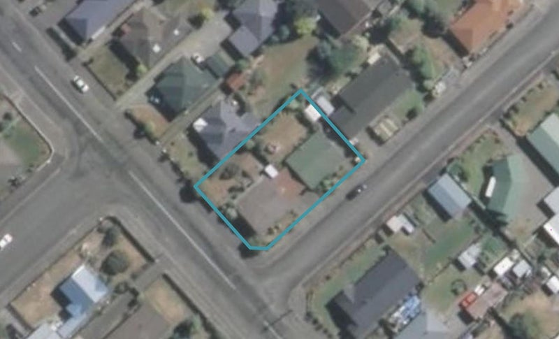 2/1 Connor Place, Netherby, Ashburton - Carousel 1