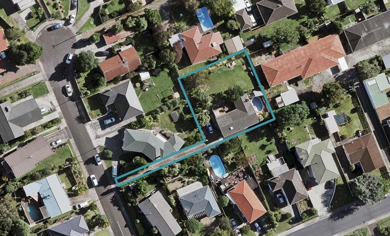 3 Brouder Place, Hillpark, Auckland - Carousel 1