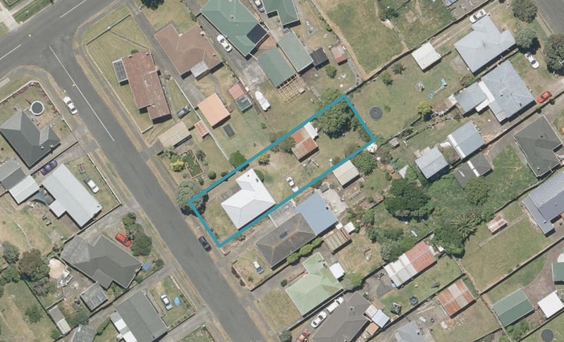 24 Kotuku Street, Castlecliff, Whanganui - Carousel 1