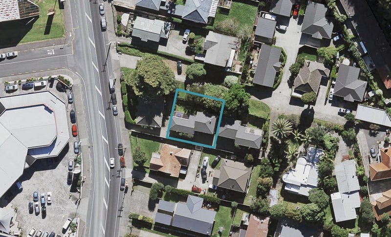 896A Mount Eden Road, Three Kings, Auckland - Carousel 1