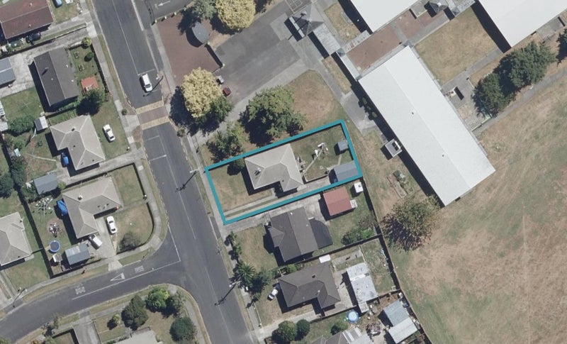 76 Heath Street, St Andrews, Hamilton - Carousel 1