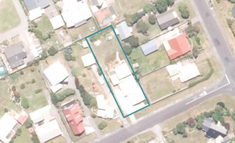 42 Cook Street, Carters Beach, Westport - Carousel 1