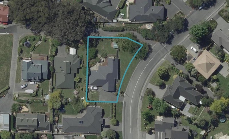 8 Alderson Avenue, Hillsborough, Christchurch - Carousel 1