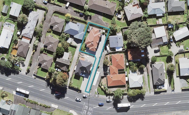 3191A Great North Road, New Lynn, Auckland - Carousel 1