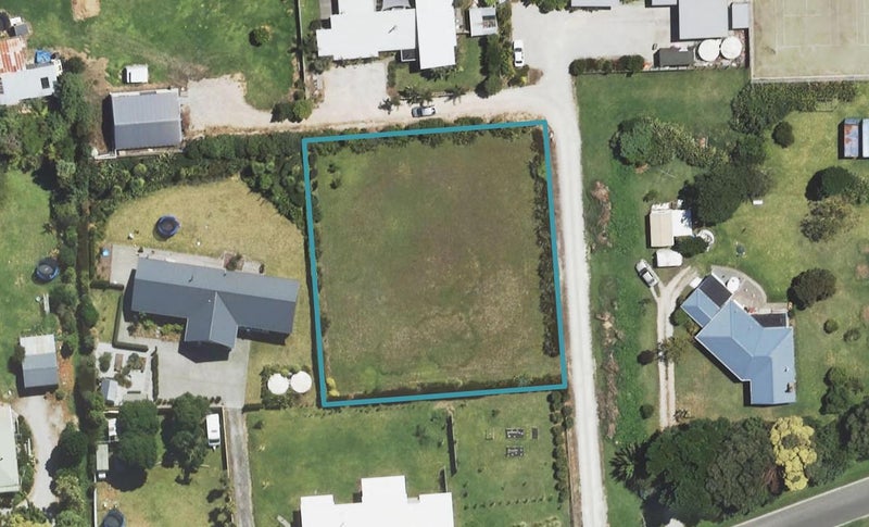 31 Lloyd George Road, Wainui, Gisborne - Carousel 1