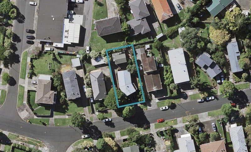 16 Strong Street, Saint Johns, Auckland - Carousel 1