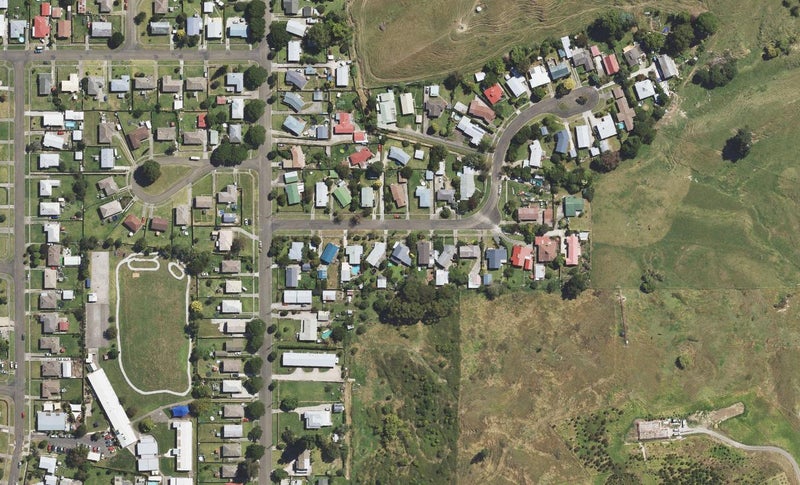 13 Einstein Street, Outer Kaiti, Gisborne - Carousel 1