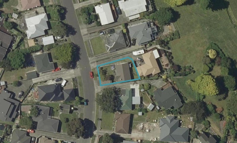 12 Salisbury Avenue, Terrace End, Palmerston North - Carousel 1