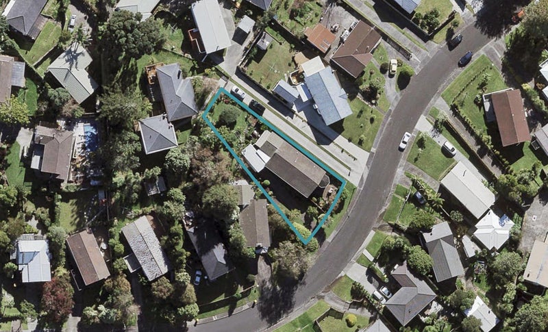 43 Powrie Street, Glenfield, Auckland - Carousel 1