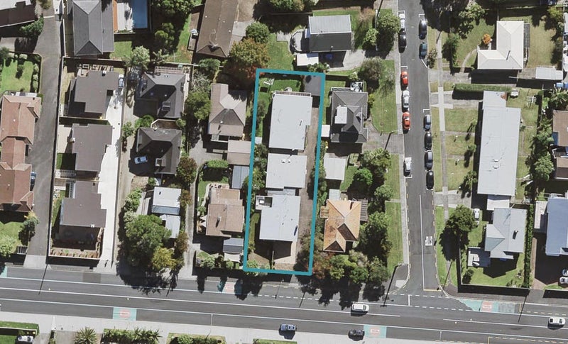3/169 Onewa Road, Birkenhead, Auckland - Carousel 1