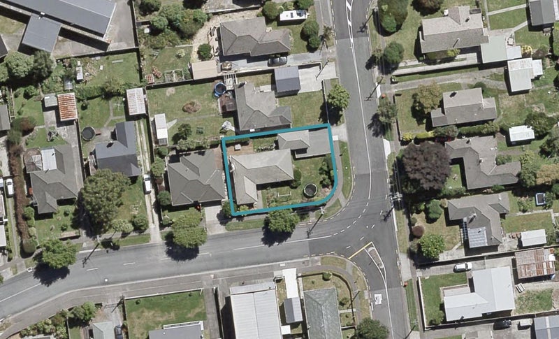 2 Redwood Street, Elderslea, Upper Hutt - Carousel 1