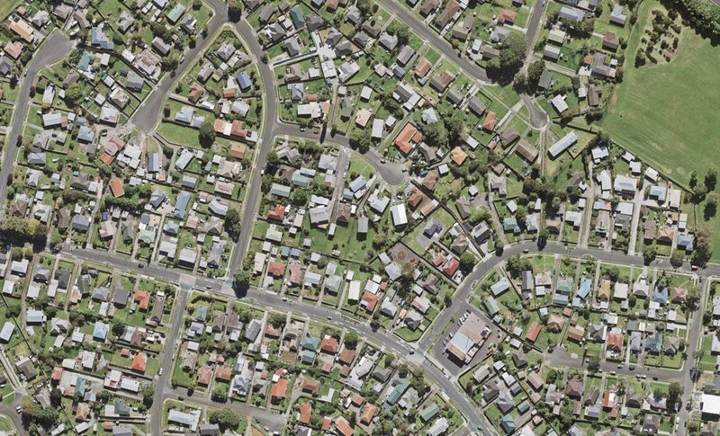 11 Humphreys Place, Mangere, Auckland - Carousel 1