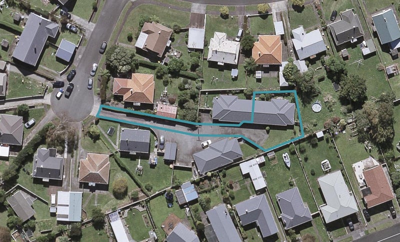 5B Chard Street, Westown, New Plymouth - Carousel 1