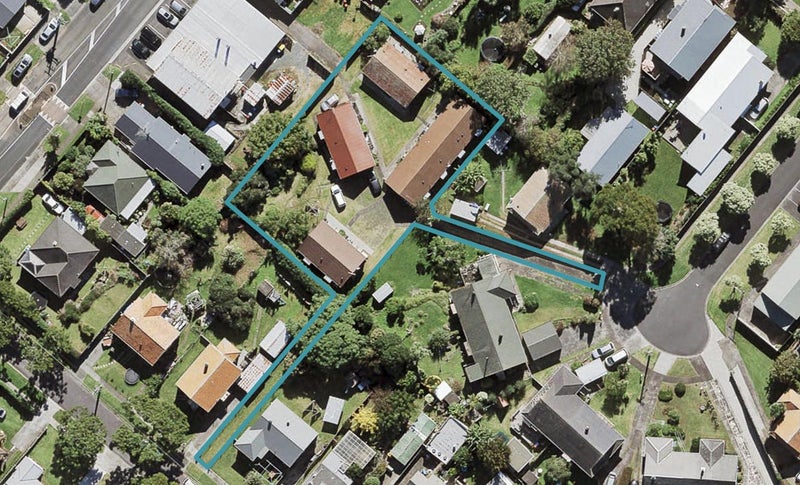 7A Doreen Avenue, Mount Albert, Auckland - Carousel 1
