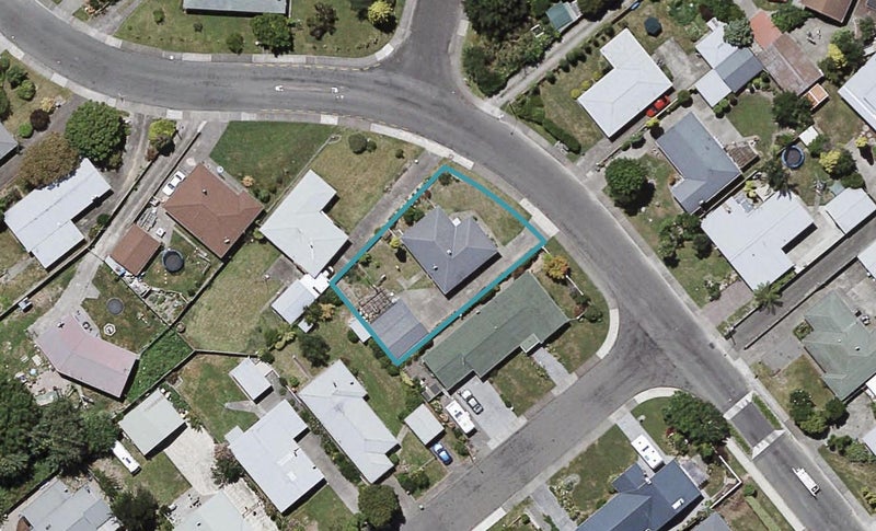 563 Lowe Street, Camberley, Hastings - Carousel 1