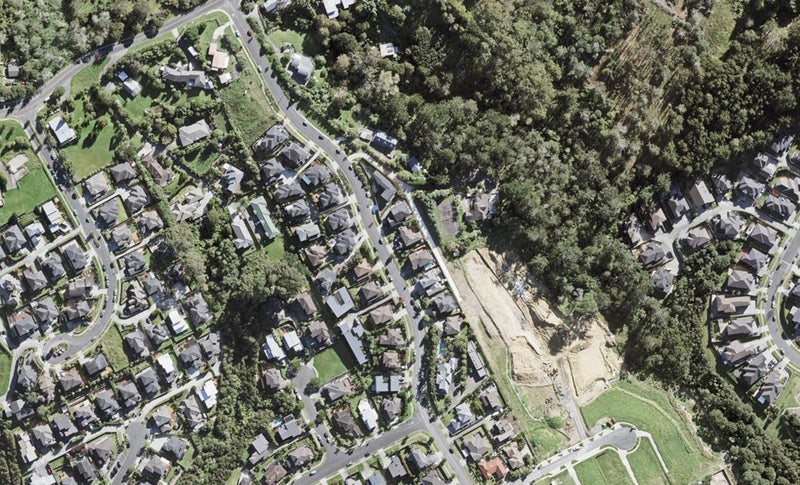 69 Rising Parade, Fairview Heights, Auckland - Carousel 1