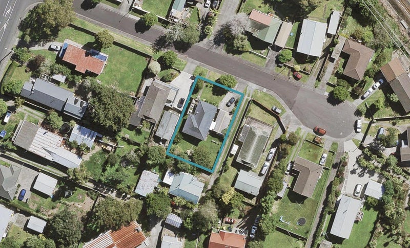 5 Benita Place, Sunnyvale, Auckland - Carousel 1