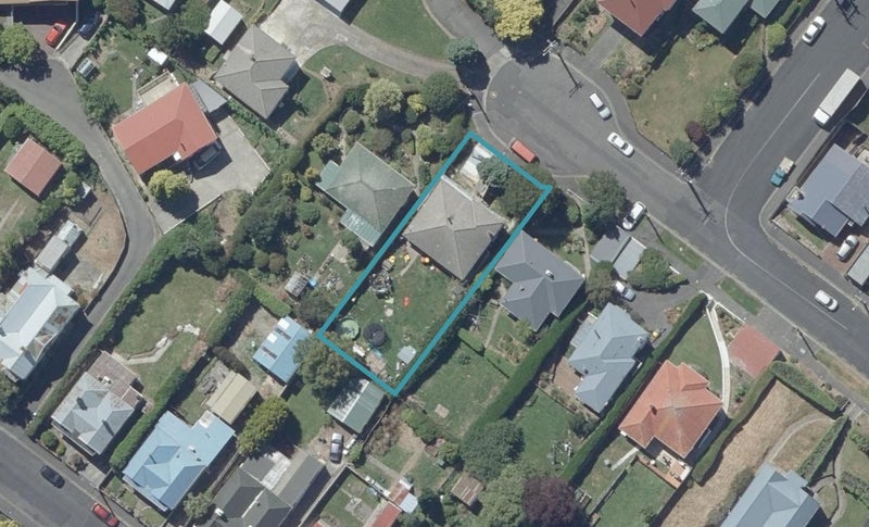 31 Kinsman Street, Kaikorai, Dunedin - Carousel 1