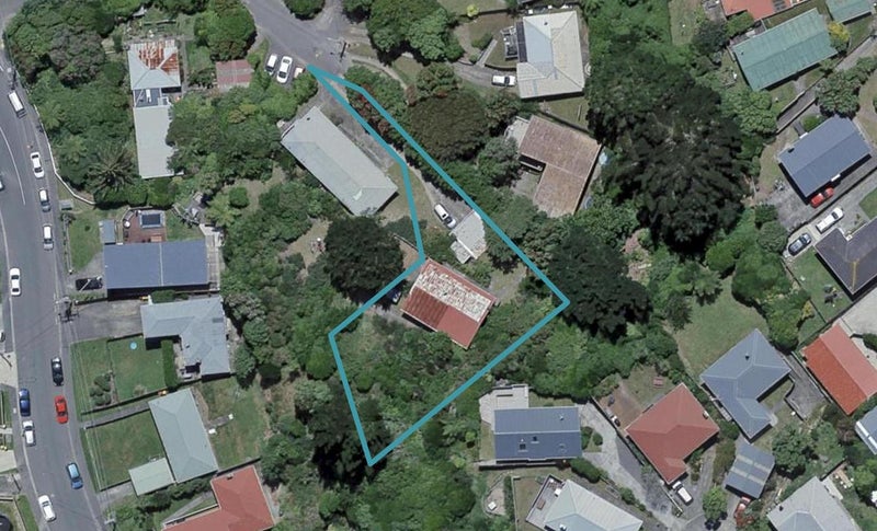 6 Glanmire Road, Newlands, Wellington - Carousel 1