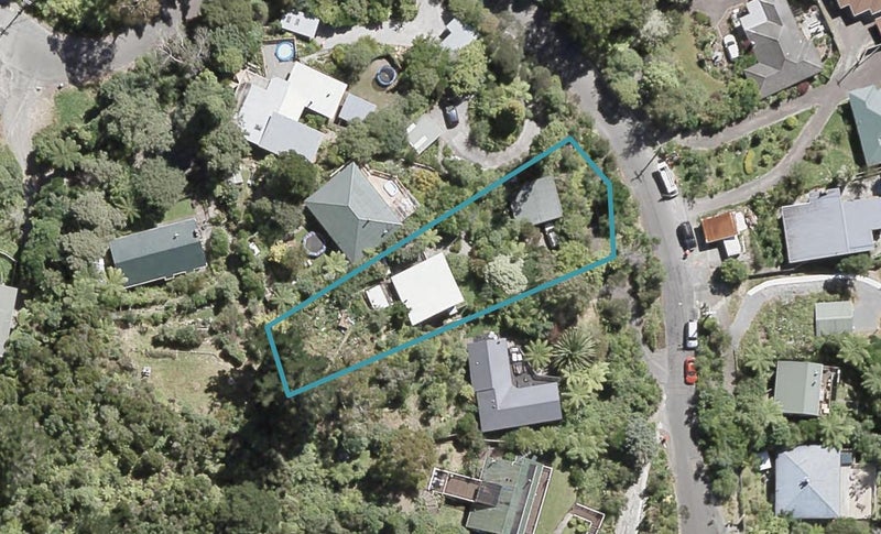 74 Wyndham Road, Pinehaven, Upper Hutt - Carousel 1