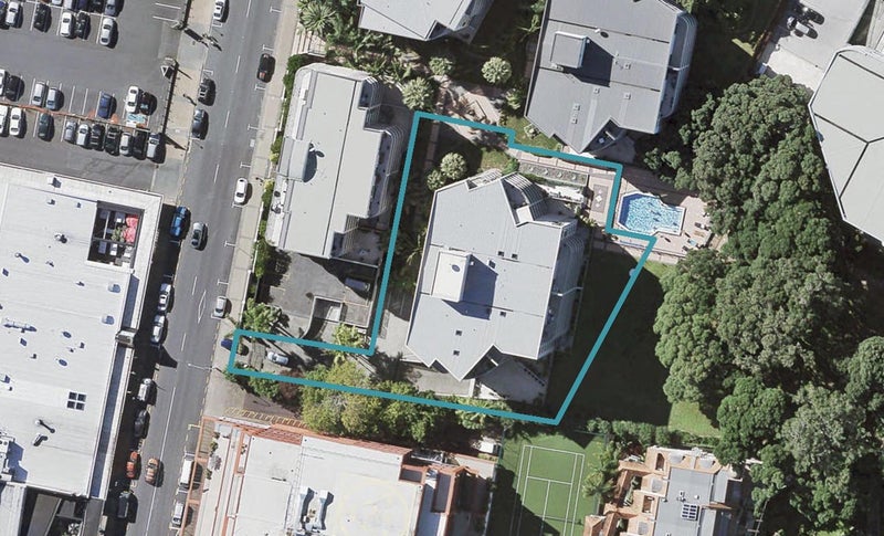 2A/173 Hurstmere Road, Takapuna, Auckland - Carousel 1