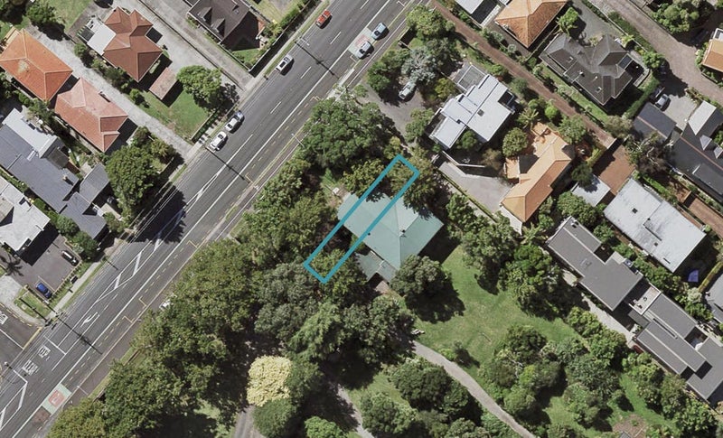 6 Macbeth Court, Milford, Auckland - Carousel 1