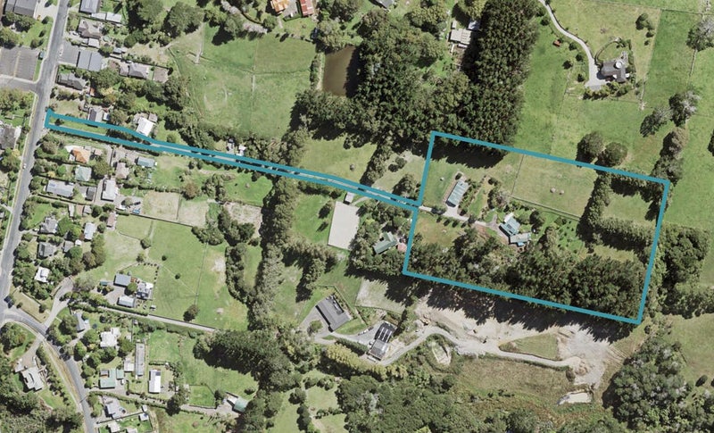 21 Township Road, Waitakere, Auckland - Carousel 1