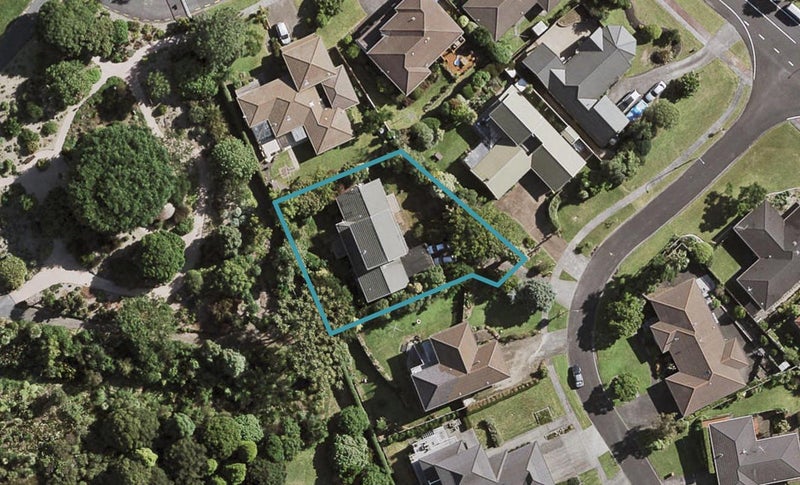 5 Larkspur Court, The Gardens, Auckland - Carousel 1