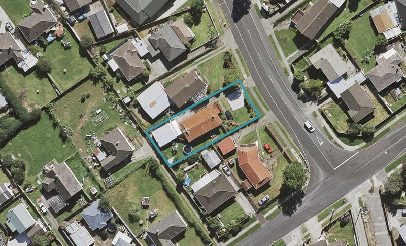 4 Ferndown Avenue, Papatoetoe, Auckland - Carousel 1