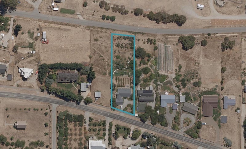 20 Hall Road, Bannockburn, Cromwell - Carousel 1