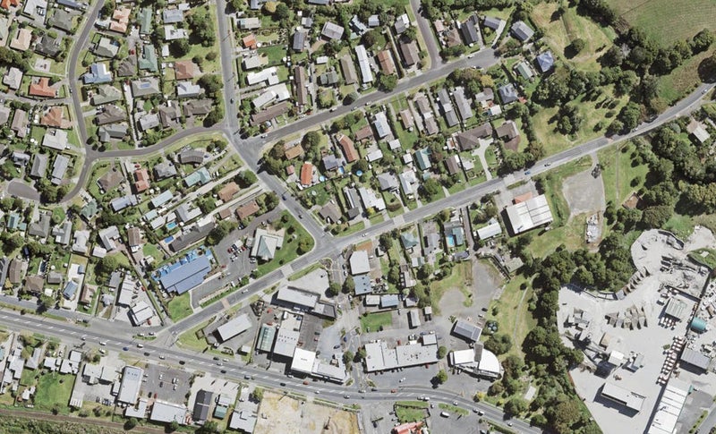 25 Oraha Road, Huapai, Kumeu - Carousel 1