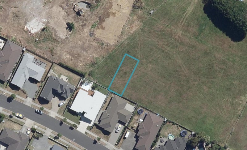 1/29 Maanihi Drive, Rototuna North, Hamilton - Carousel 1
