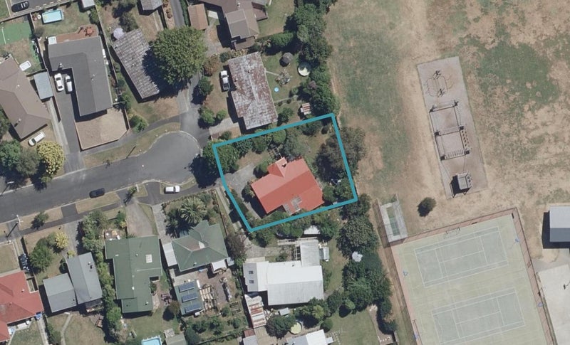 30 Casper Street, Fairfield, Hamilton - Carousel 1