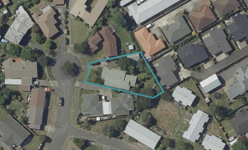 16 Edwards Place, Terrace End, Palmerston North - Carousel 1