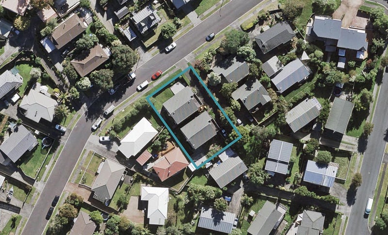 1/8 Heathglen Place, Bayview, Auckland - Carousel 1