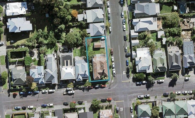 1/57 Rose Road, Grey Lynn, Auckland - Carousel 1