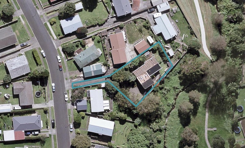 32A Camellia Avenue, Bell Block, New Plymouth - Carousel 1