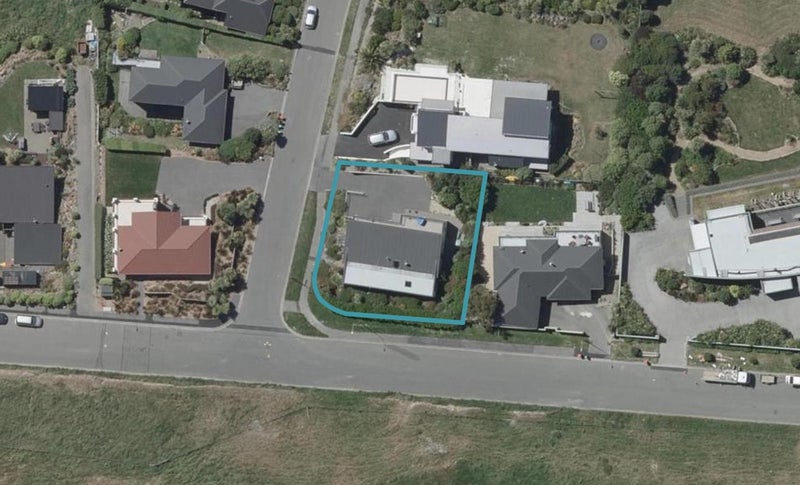 2 Signal Hill Road, Mount Pleasant, Christchurch - Carousel 1
