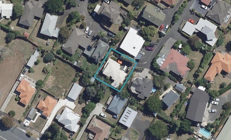 43A Carey Street, Maeroa, Hamilton - Carousel 1
