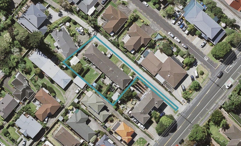 2/109 Shakespeare Road, Milford, Auckland - Carousel 1