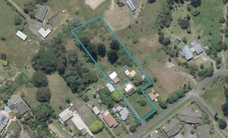 11 Caversham Road, Westmere, Whanganui - Carousel 1